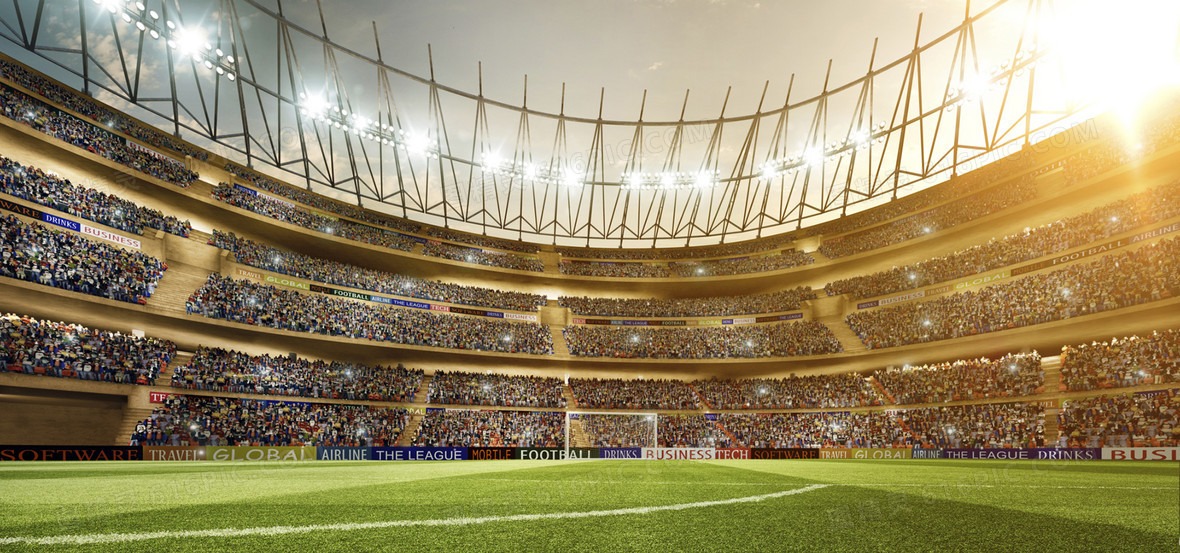 逆天压哨！普里查德过半场强投 三人防守也拦不住